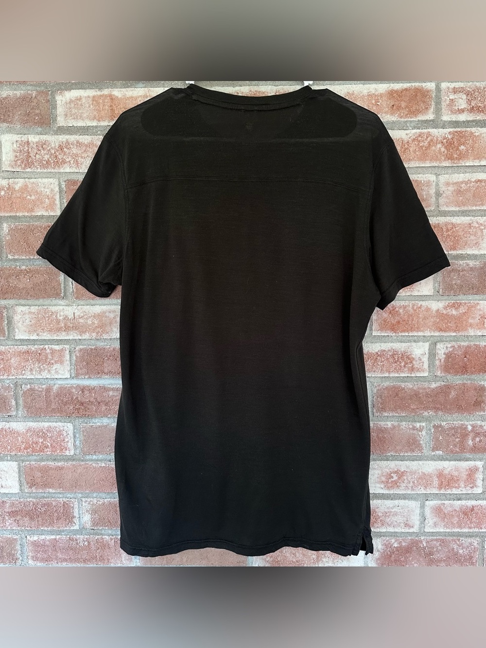 Kuhl Short Sleeve Pocket T Shirt Men’s Medium Black Merino Wool Performance - Picture 6 of 6